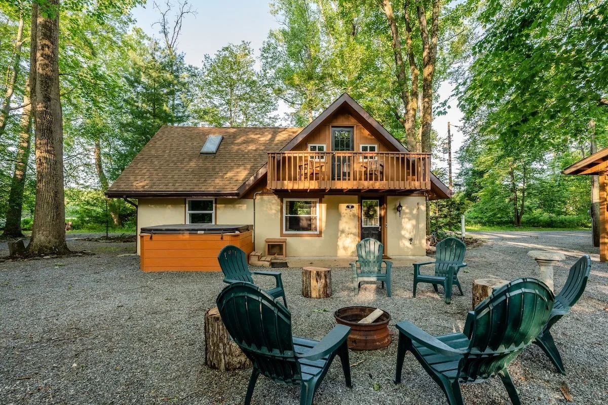 Cottage by the Creek · Cottage by the Creek *Hot tub*waterfront — photo 1 of 46