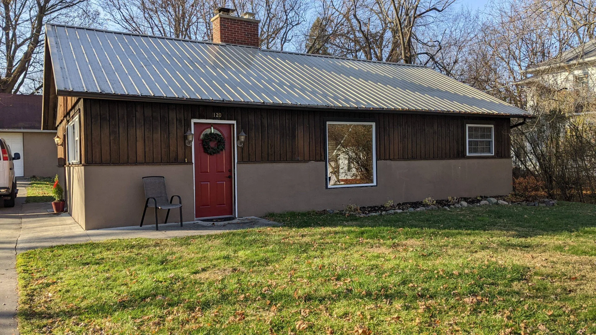 Entire 2 bedroom home on a quiet street — photo 1 of 8