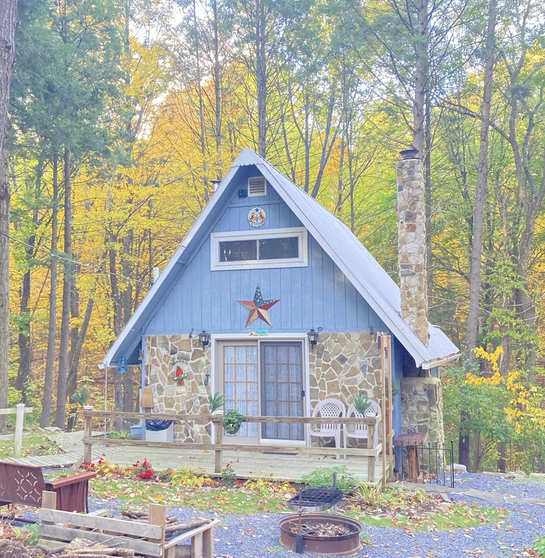 The Songbird Cottage — photo 1 of 11
