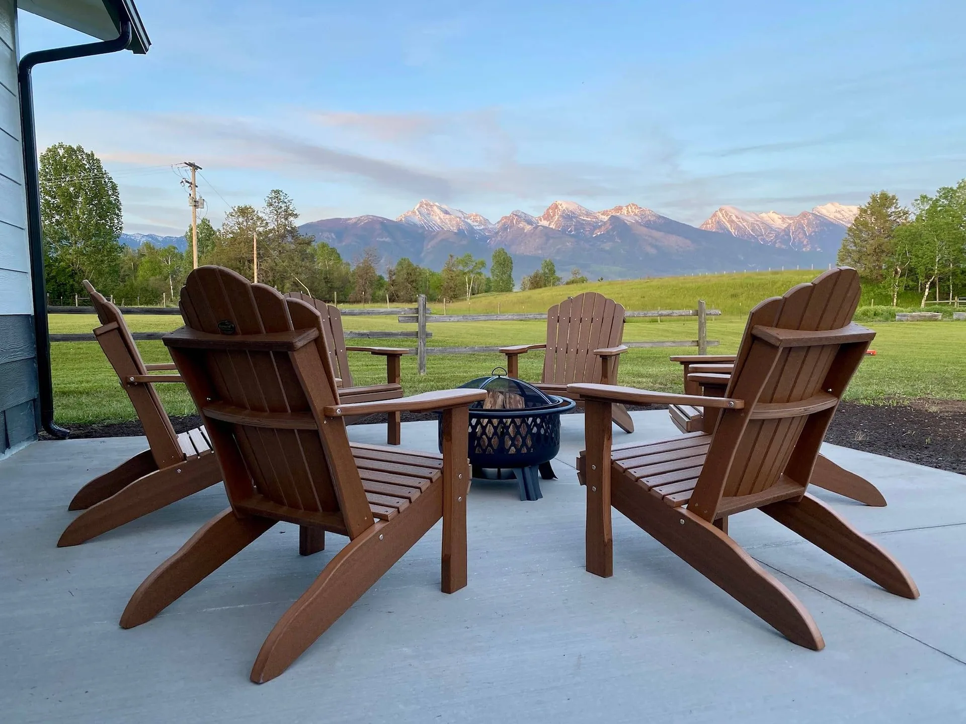 River House Getaway — photo 1 of 3