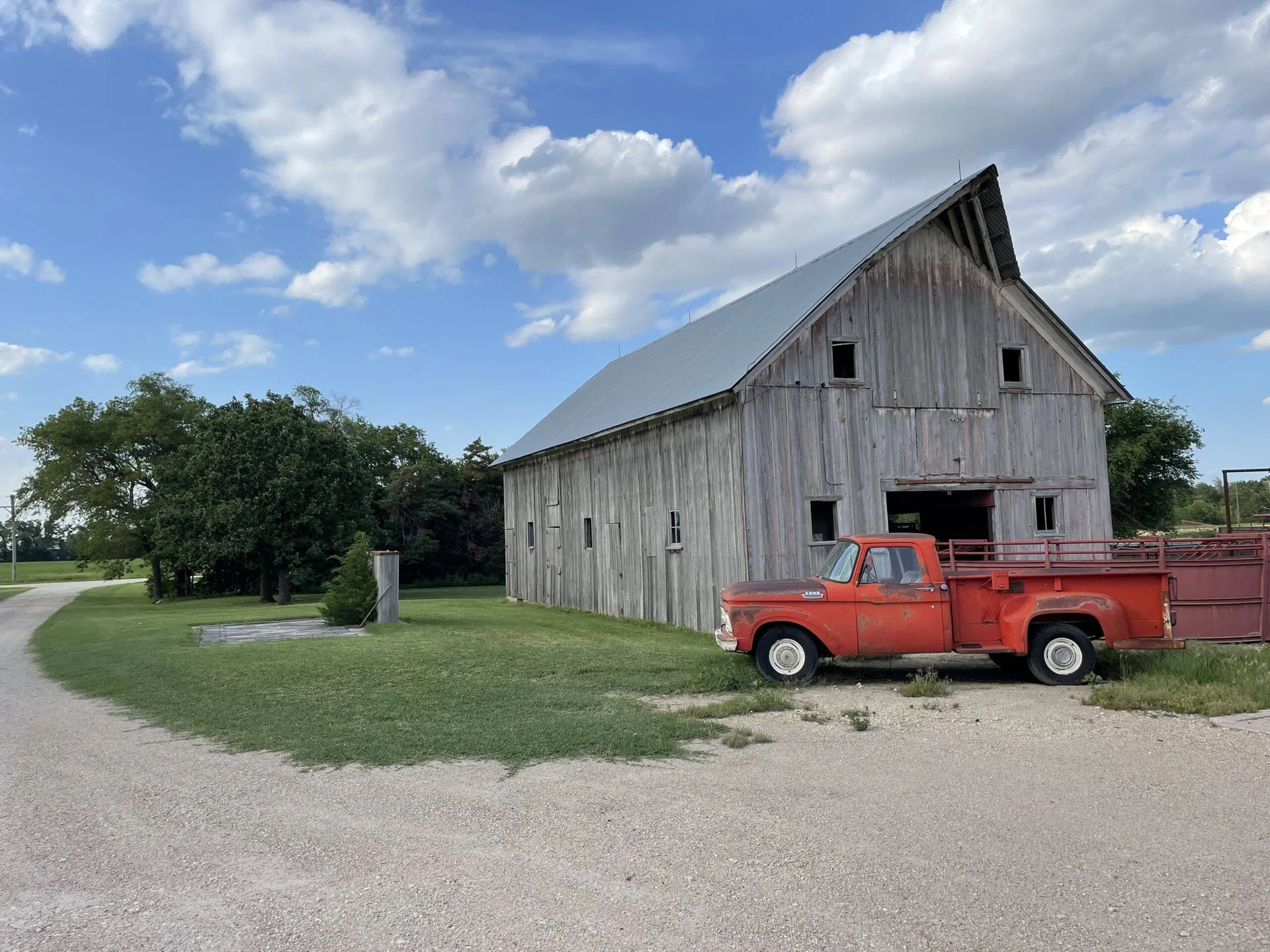 Farm friendly — photo 1 of 4