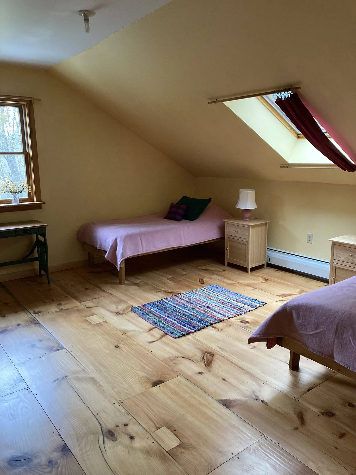 Private room with shared bathroom, and shared kitchen. — photo 1 of 1