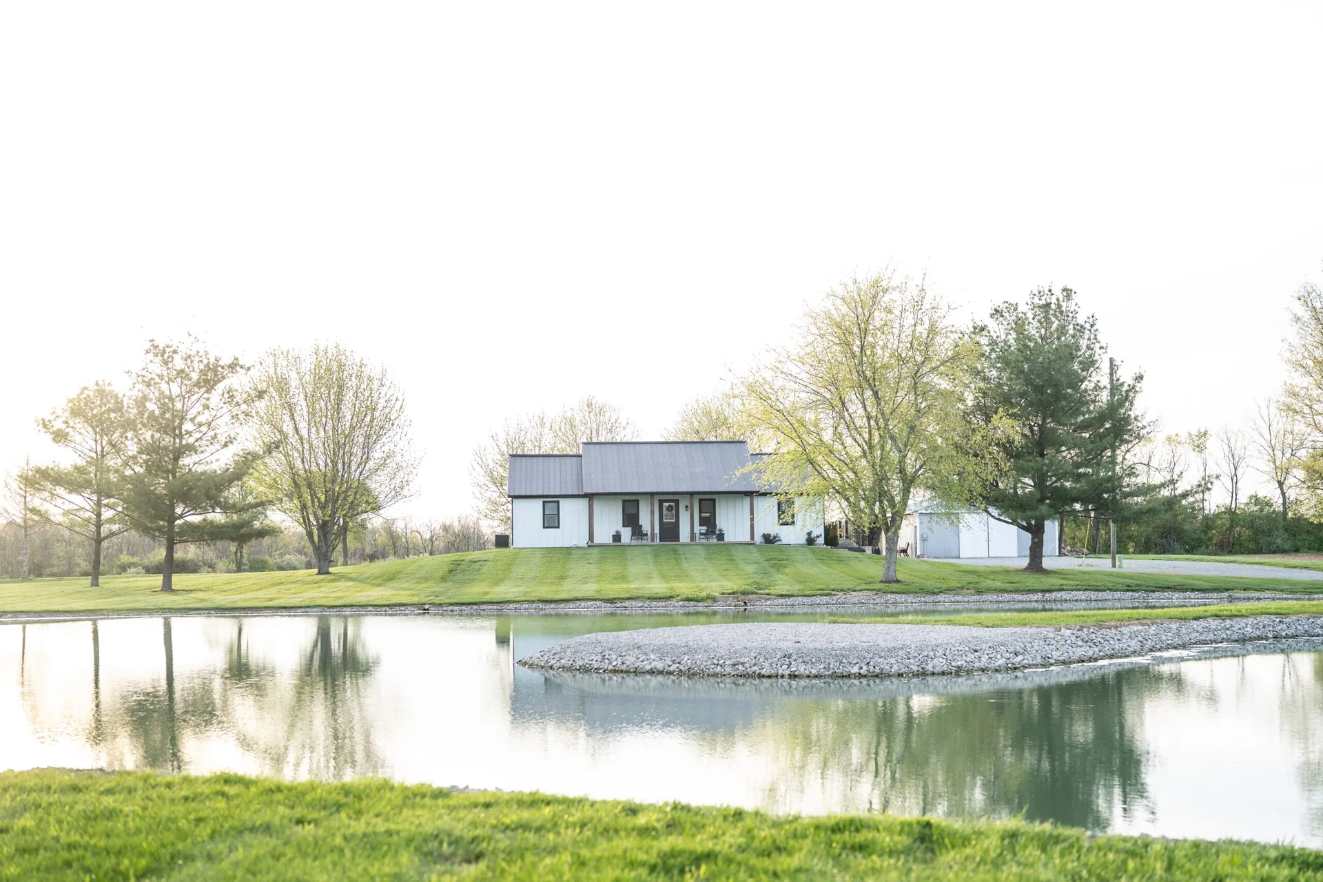 Pond View House — photo 1 of 37